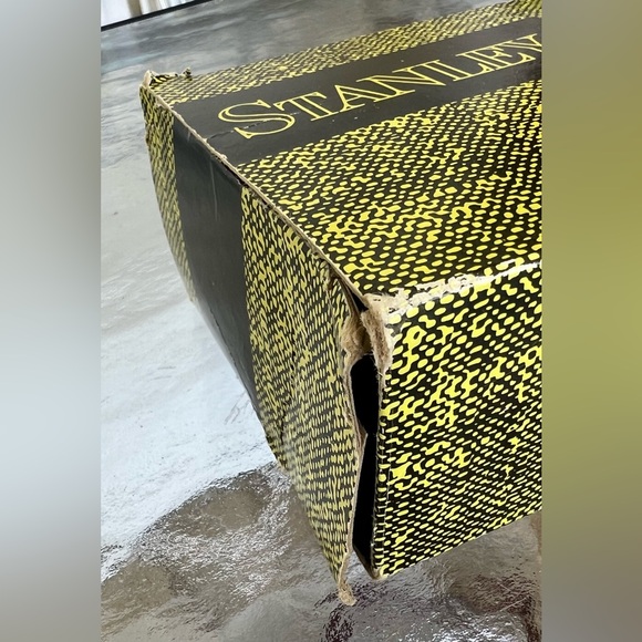 Vintage Stanley Clothes Brush / Lint Remover New in Box Black Lifetime Guarantee - Picture 9 of 10